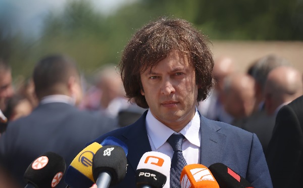 უმჯობესი იქნებოდა, ევროპელი პოლიტიკოსები და ბიუროკრატები იყვნენ კონცენტრირებულები ევროპის გარშემო არსებული პრობლემის გადაჭრაში, მათ შორის, აშშ-სთან - ირაკლი კობახიძე მარტა კოსის განცხადებაზე