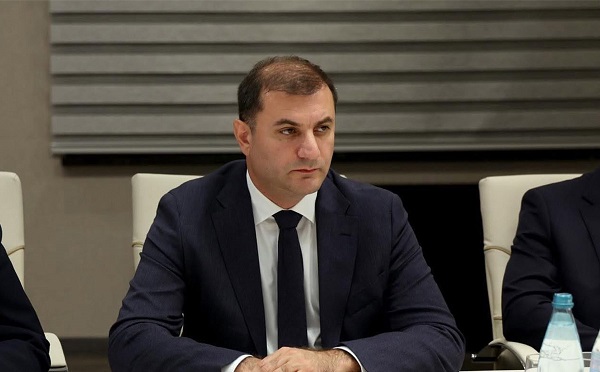 თავდაცვისა და უსაფრთხოების კომიტეტზე სუს-ის უფროსის თანამდებობაზე წარდგენილ თამაზ ბორაშვილს უსმენენ - სხდომა დაიხურა