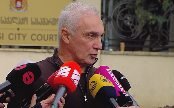 მე ერთს ვიტყვი იმ შვიდი ბიჭის მისამართით, რომ ნუ შეეშინდება ჩემი დანახვის ქუჩაში და ნუღარ გაიქცევიან პოლიციაში და საჩივარს ნუ დაწერენ - თამაზ ელიზბარაშვილი