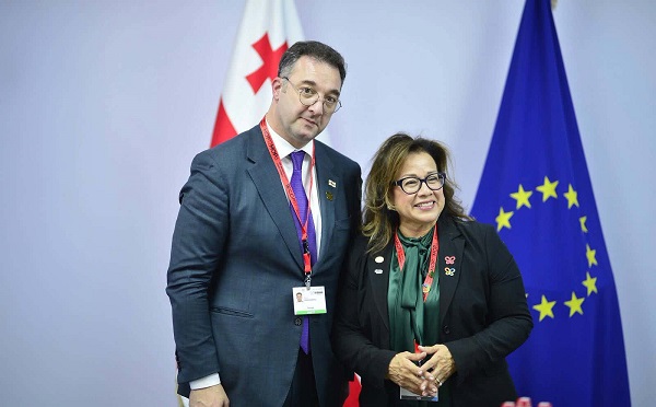 დავით სონღულაშვილი CITES-ის გენერალურ მდივანს ივონ იგუეროს შეხვდა