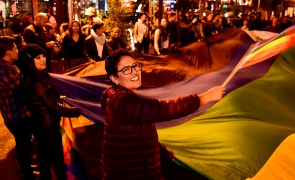 ეკვადორის უზენაესმა სასამართლომ ერთნაირსქესიანთა ქორწინება ლეგალურად სცნო