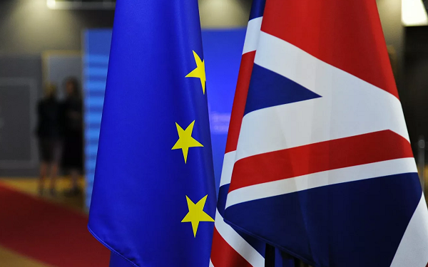 ევროკომისიისა და ევროკავშირის საბჭოს პრეზიდენტებმა ხელი მოაწერეს ბრექსიტის შეთანხმებას