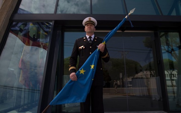 ევროკავშირი სანქციებს პუტინის გარემოცვის წევრებს უწესებს